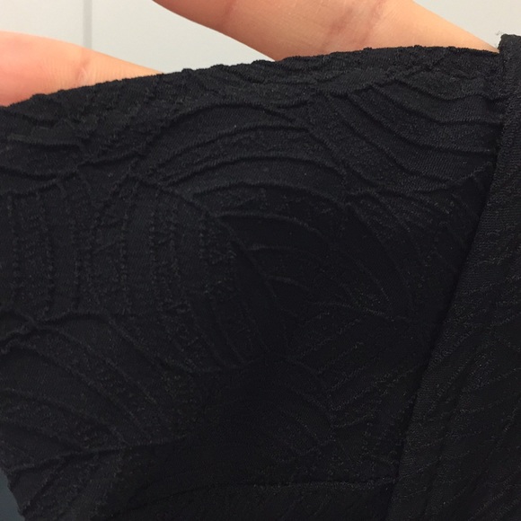 ZARA BLACK TEXTURED WEAVE BIKINI TOP - Picture 11 of 11